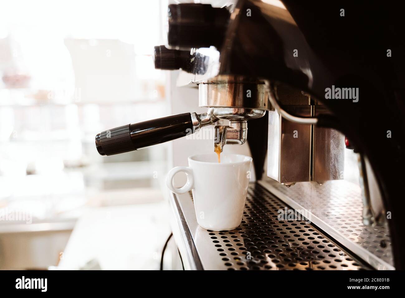 Drip coffee maker hi-res stock photography and images - Alamy