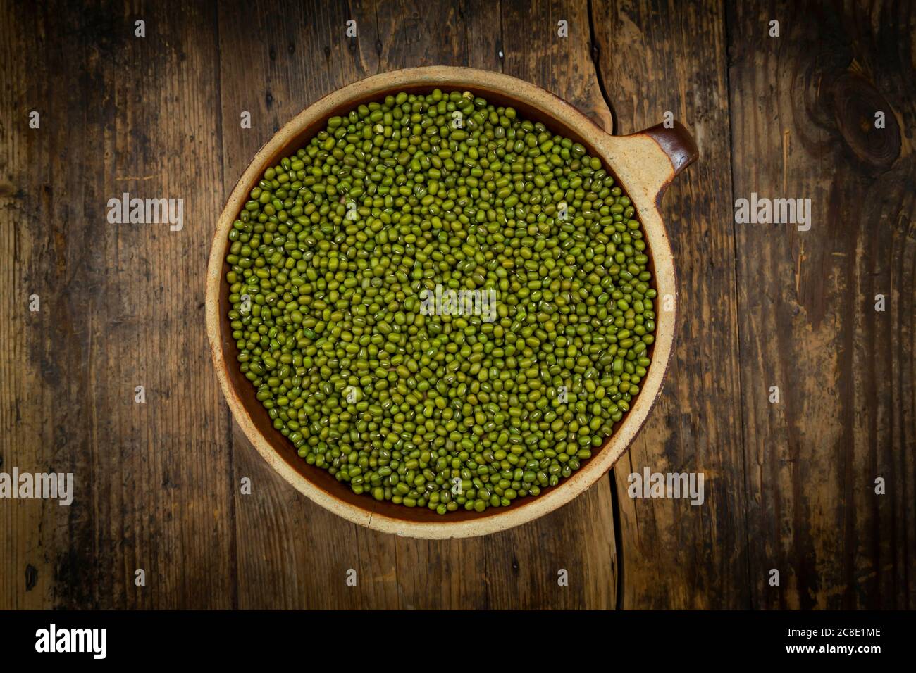 Green mung beans hi-res stock photography and images - Alamy