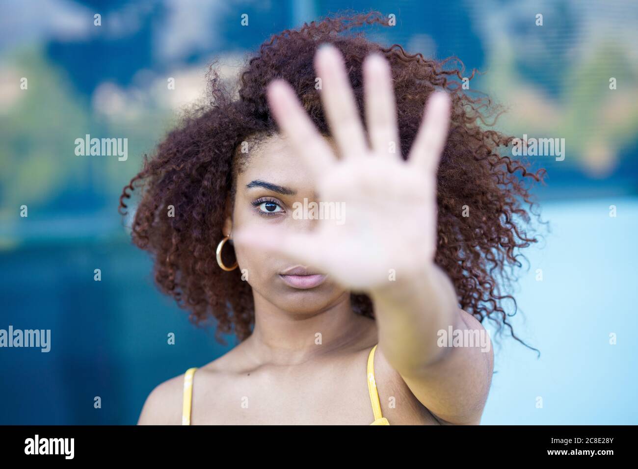 Stop sign close up hi-res stock photography and images - Alamy