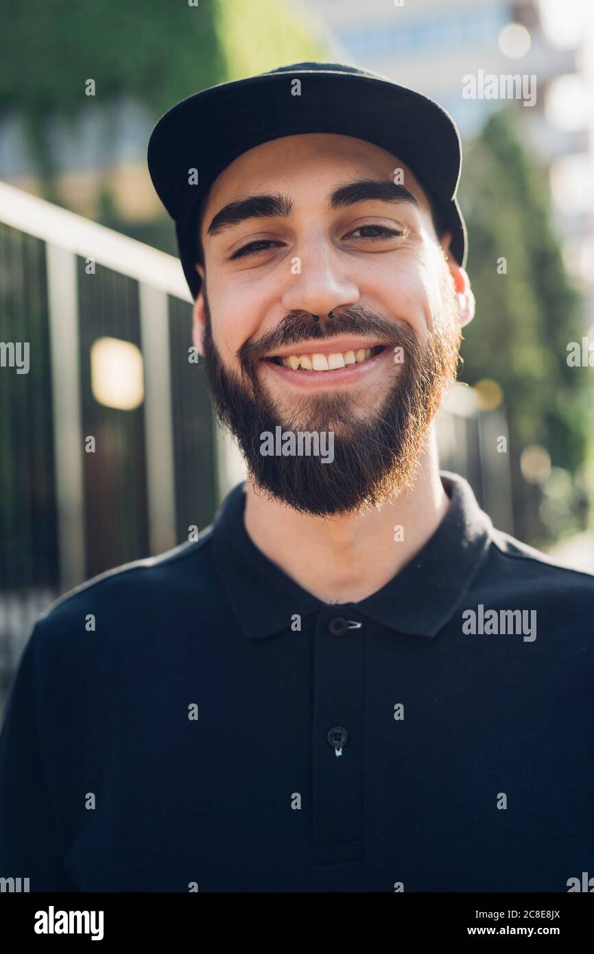 Portrait of a man with beard and cap hi-res stock photography and ...