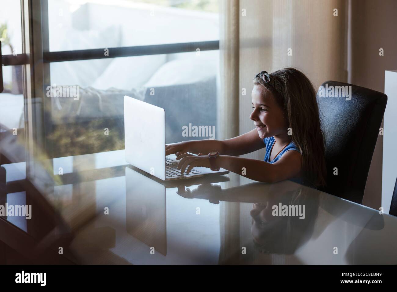 Child girl digital technology spain hi-res stock photography and images ...