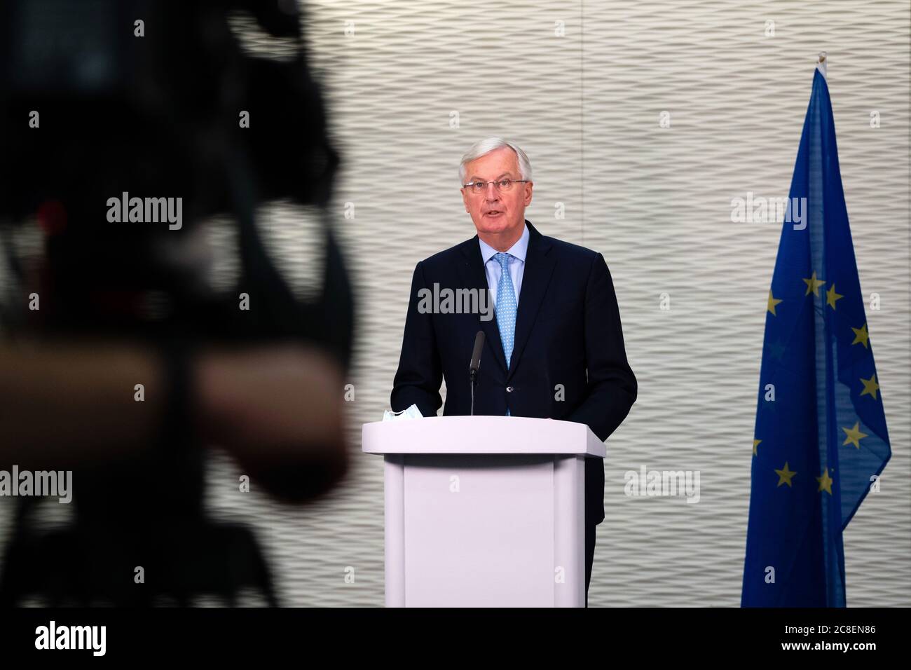 (200724) -- LONDON, July 24, 2020 (Xinhua) -- Michel Barnier, the European Union's (EU) chief negotiator for relations with the United Kingdom (UK), delivers a speech at a press conference in London, Britain, on July 23, 2020. Michel Barnier said Thursday that the UK's approach was making a post-Brexit trade deal "unlikely" as the sixth round of talks ended with little progress. (European Union/Handout via Xinhua) Stock Photo