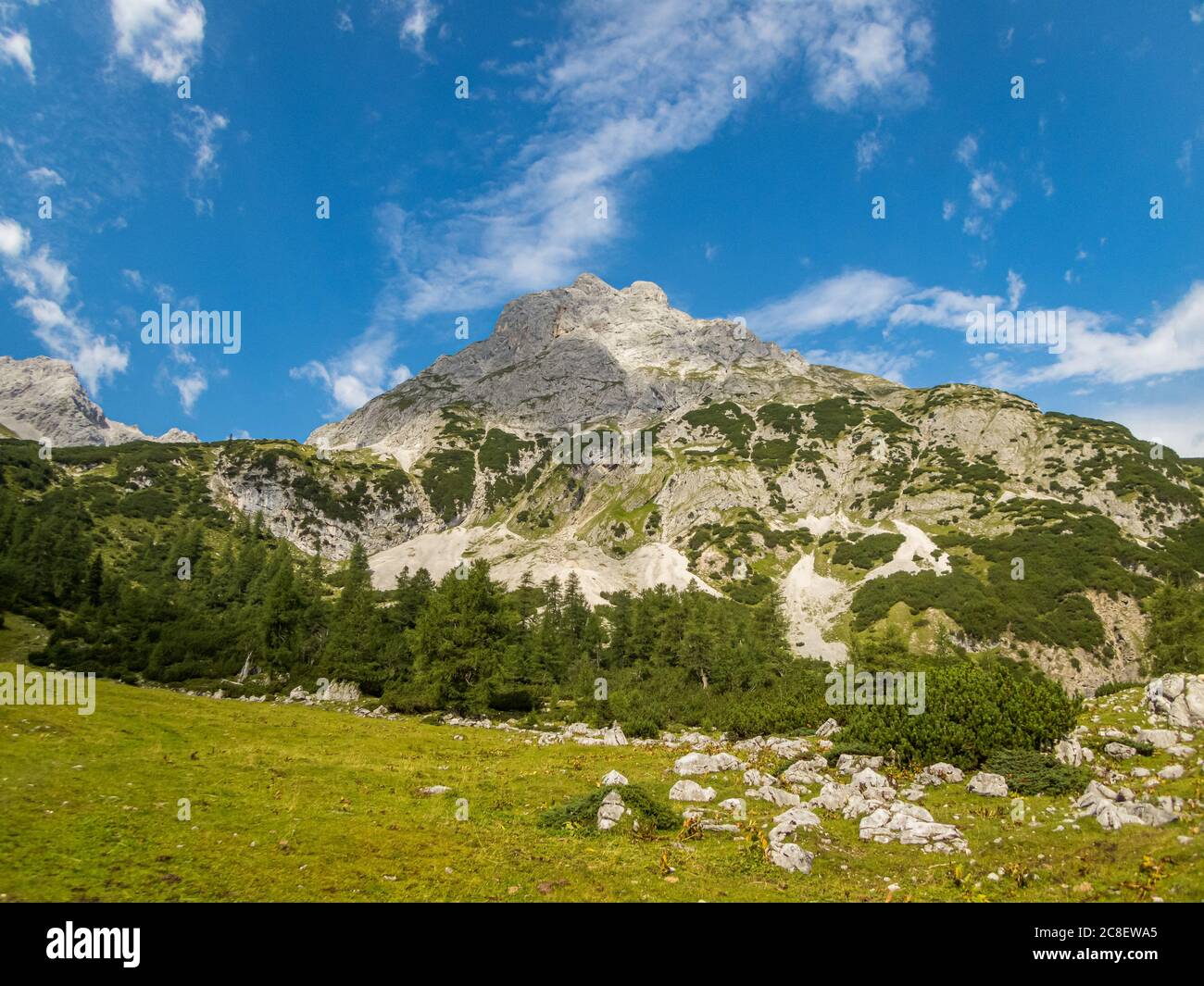 Fantastic hike to Seebensee and Drachensee in the Mieminger Mountains ...