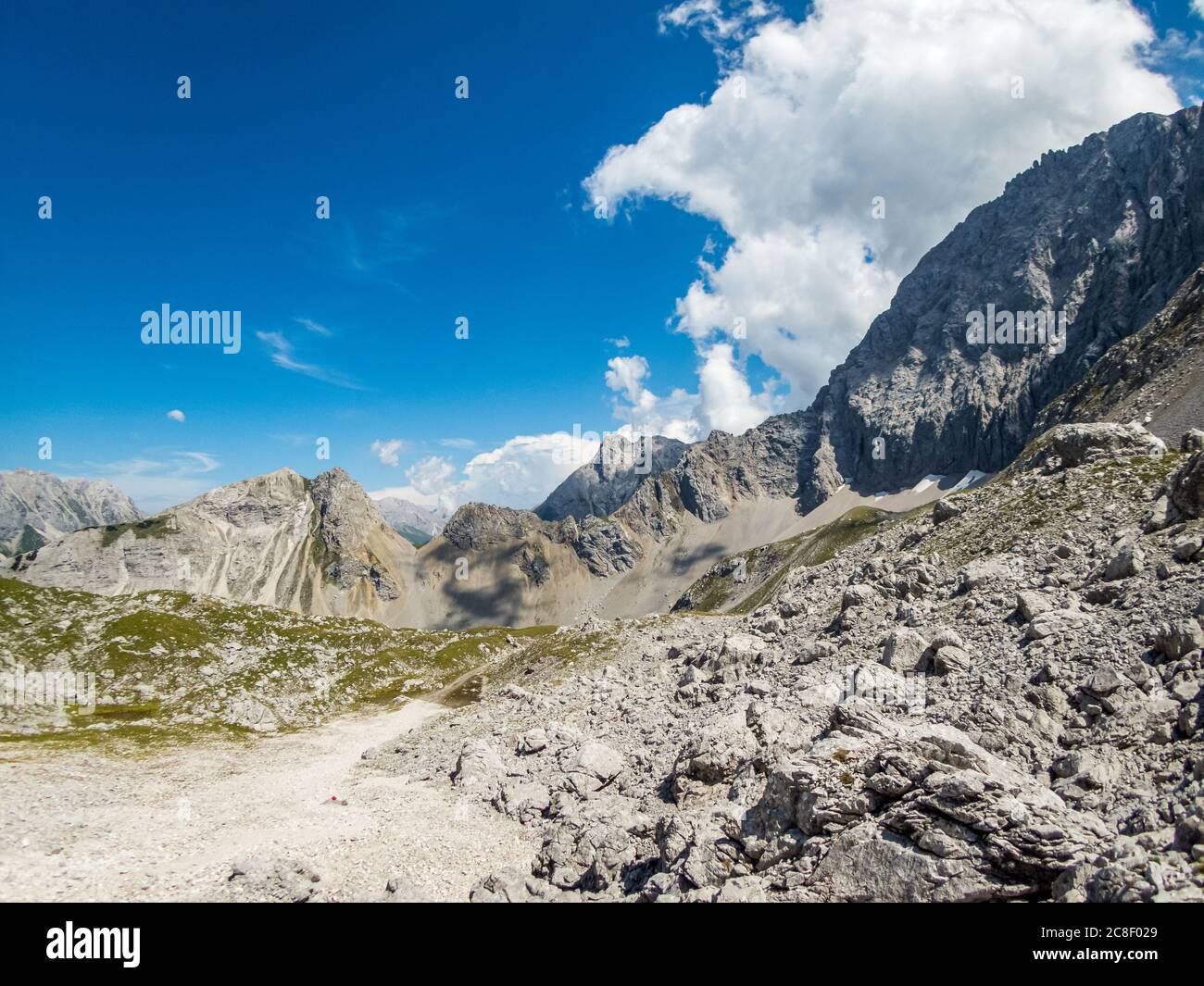 Fantastic hike to Seebensee and Drachensee in the Mieminger Mountains ...