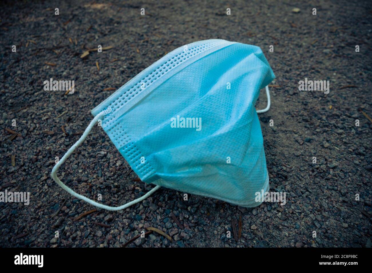 Download Disposable Face Mask High Resolution Stock Photography And Images Alamy PSD Mockup Templates