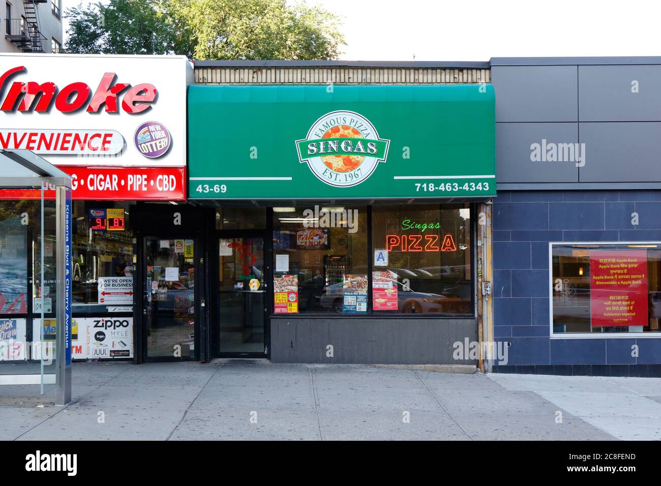 Singas Famous Pizza, 43-69 Kissena Blvd, Queens, New York. NYC storefront photo of a pizza shop in the Flushing neighborhood. Stock Photo