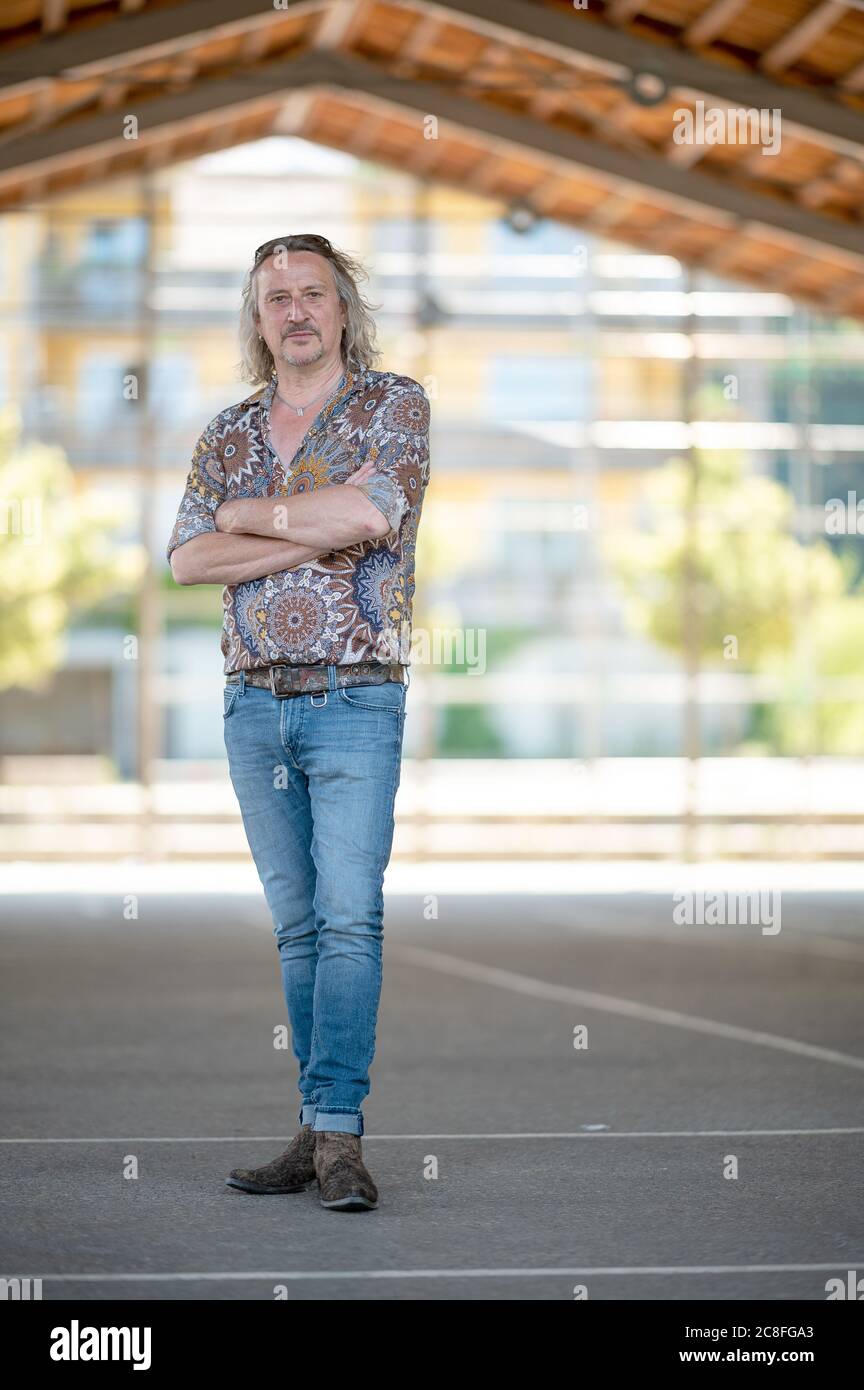 Thomas kuhn duck or rabbit hires stock photography and images Alamy