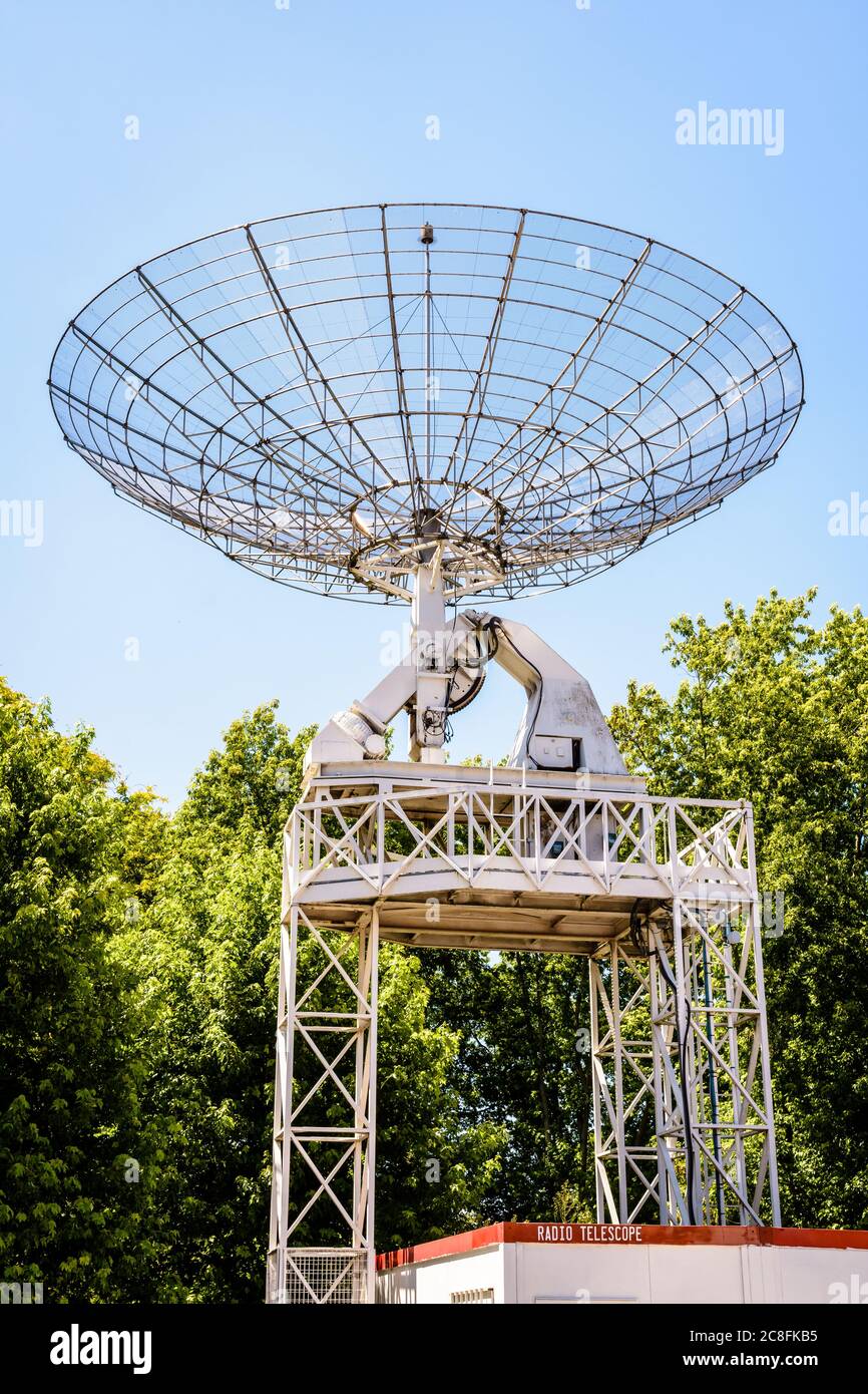 The 10-meter across radio telescope in the parc de la Villette in Paris,  France, against blue sky Stock Photo - Alamy