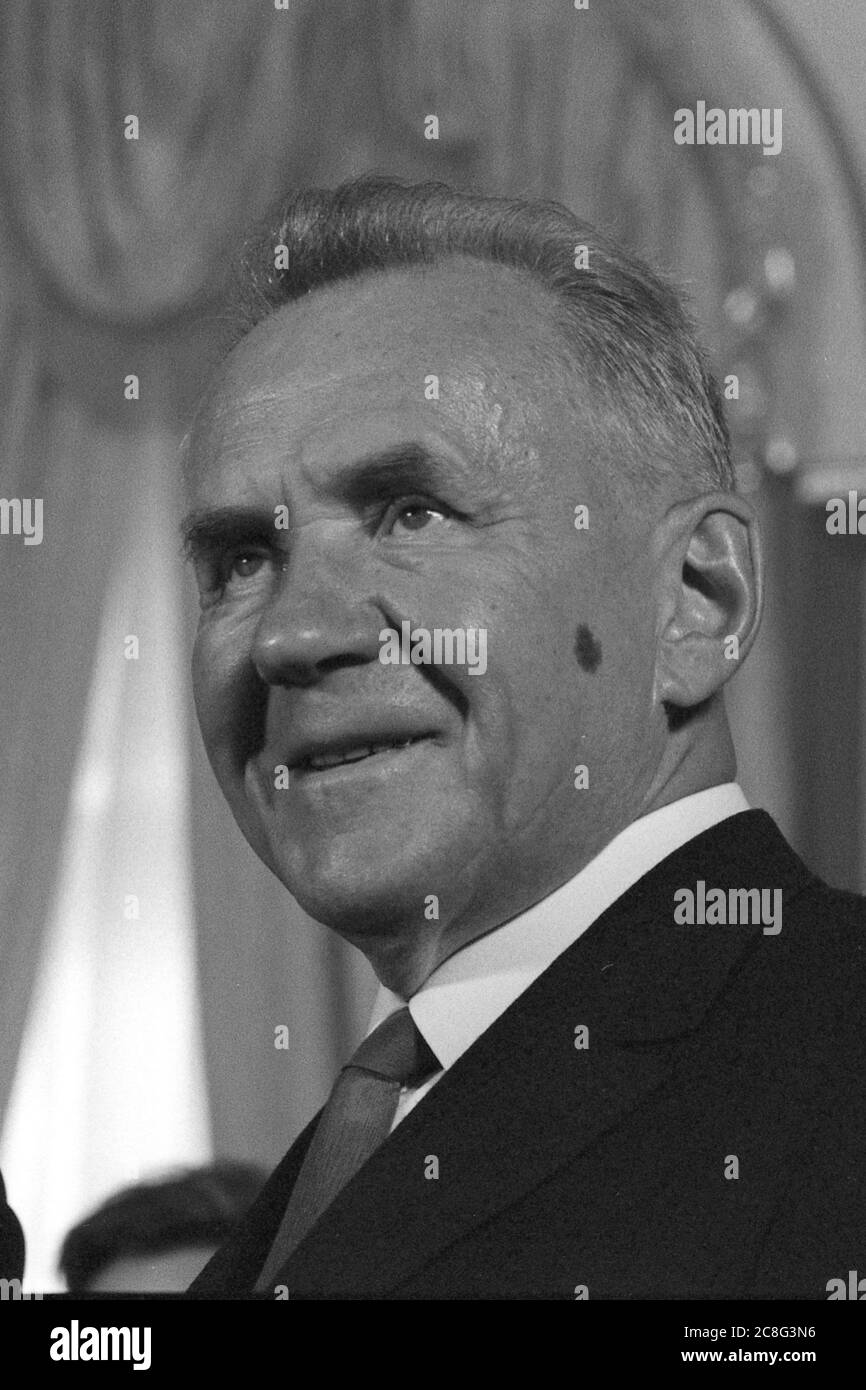 Soviet prime minister kosygin hi-res stock photography and images - Alamy