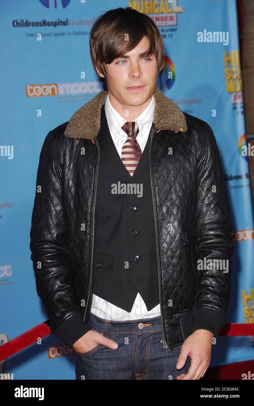 Zac Efron at the High School Musical 2: Extended Edition DVD Release Premiere held at the El Capitan Theatre in Hollywood, CA. The event took place on Monday, November 19, 2007. Photo by: SBM / PictureLux - File Reference # 34006-11930SBMPLX Stock Photo