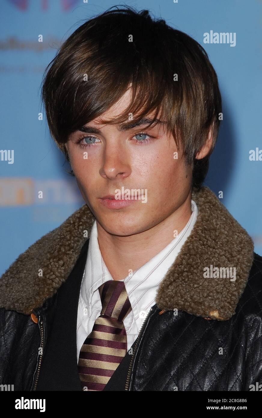 Zac Efron at the High School Musical 2: Extended Edition DVD Release Premiere held at the El Capitan Theatre in Hollywood, CA. The event took place on Monday, November 19, 2007. Photo by: SBM / PictureLux - File Reference # 34006-11928SBMPLX Stock Photo