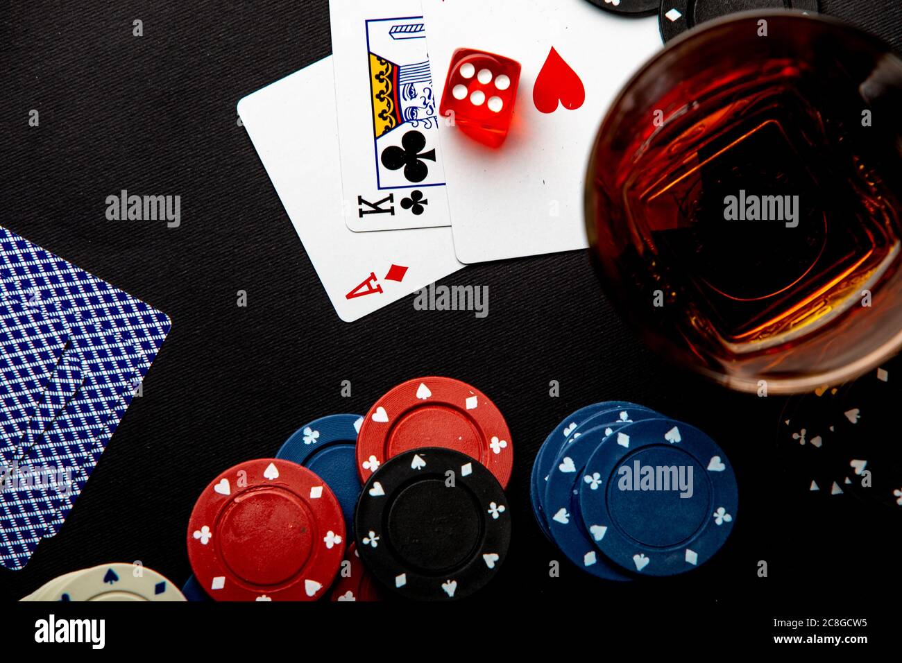 Throwing playing cards hires stock photography and images Alamy