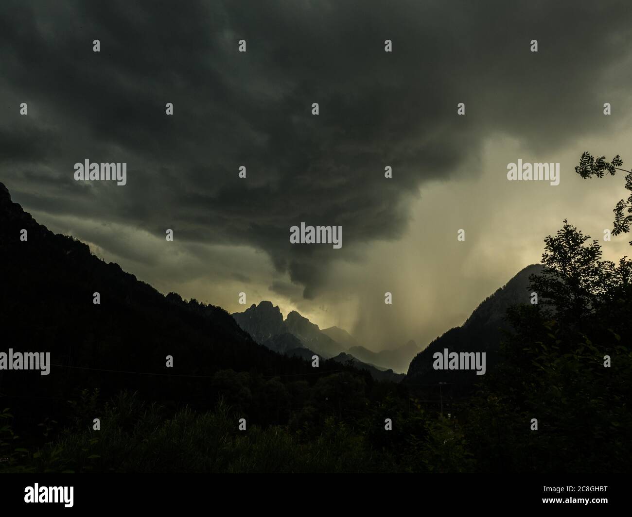 Thunderstorms and rain clouds over mountain peaks, Admonter-Reichenstein Group, Gesaeuse, Styria, Austria Stock Photo