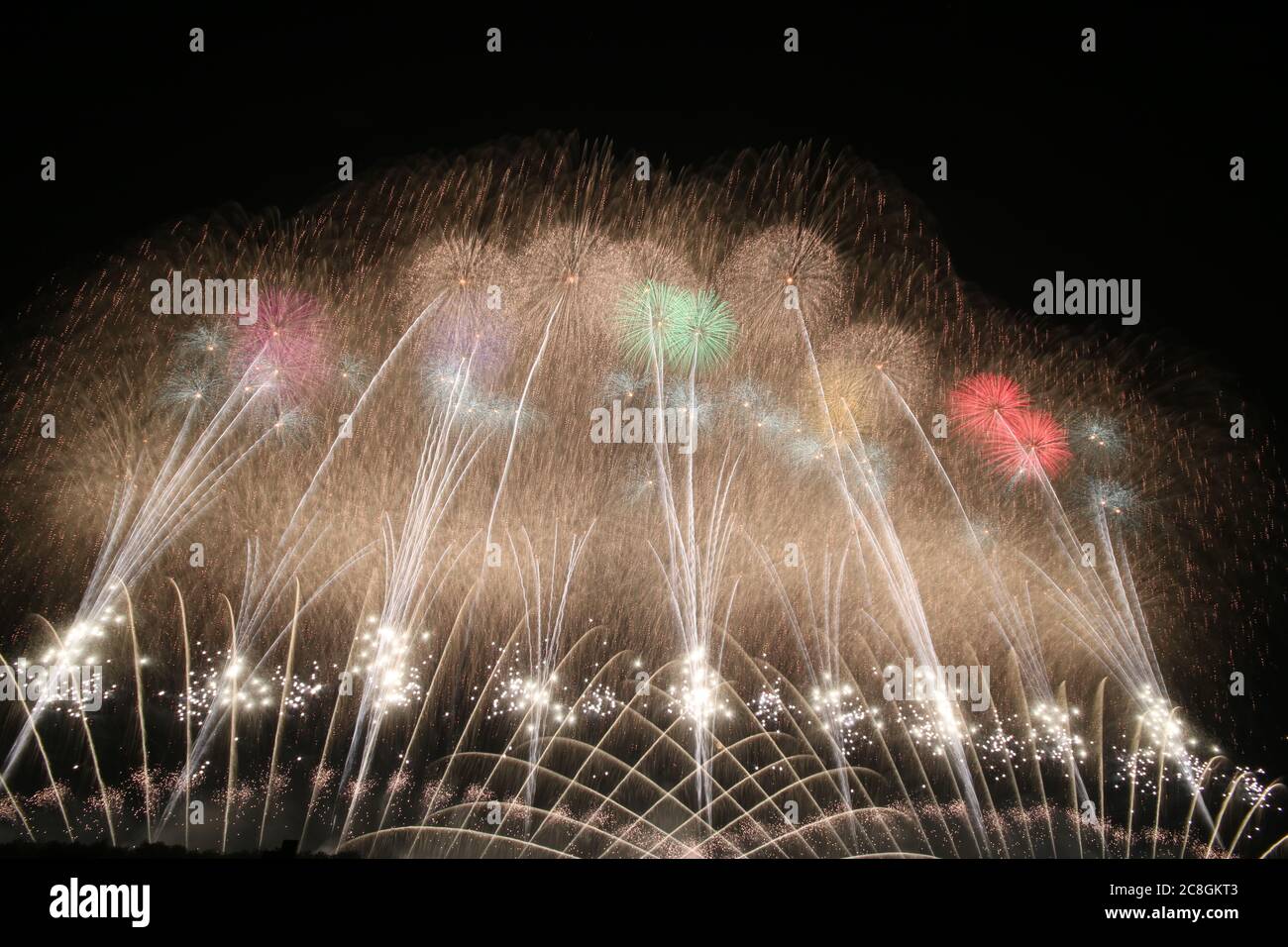 Akagawa Fireworks 19 Wide Starmine Stock Photo Alamy