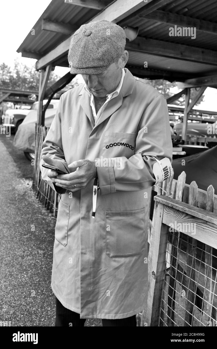 Goodwood pits Black and White Stock Photos & Images Alamy