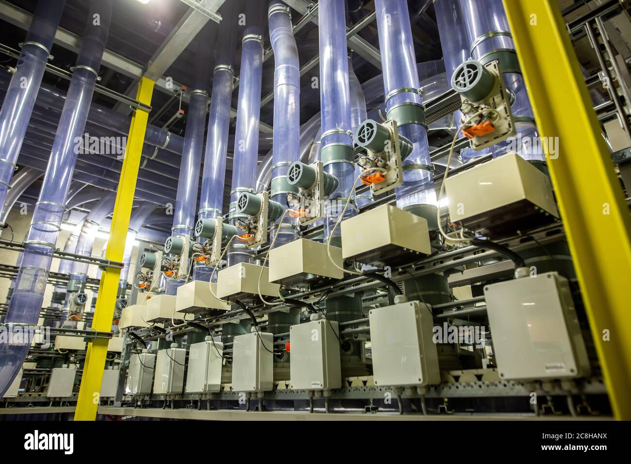 Tube mail in the huge hospital, fast underground delivery system