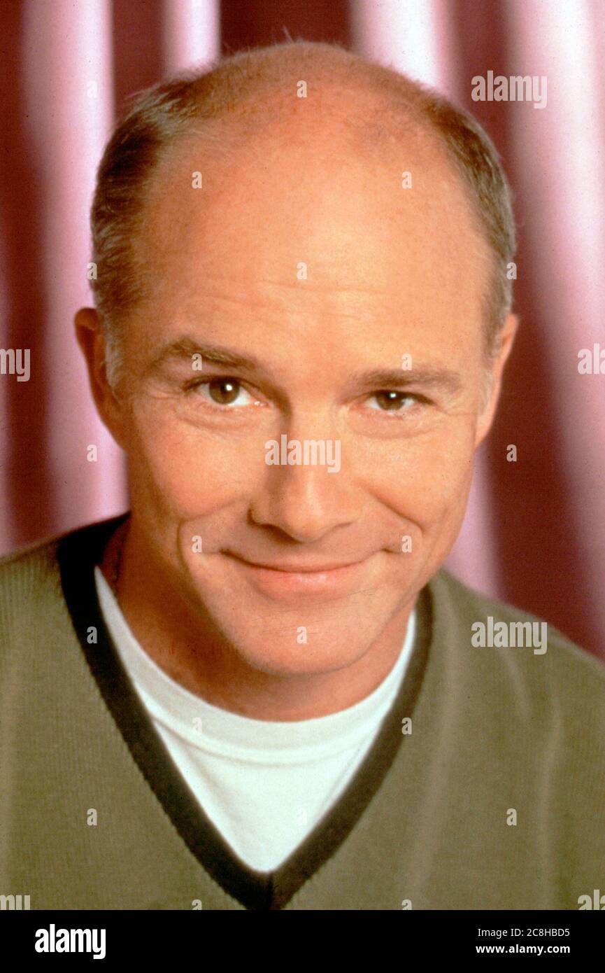 Los Angeles.CA.USA. Dan Butler in ©Paramount TV, Frasier (TV) (1993-2004)  Creators: David Angell and David Lee Ref:LMK106-SLIB170520-001 Supplied by  LMKMEDIA. Editorial Only. Landmark Media is not the copyright owner of  these Film, image size:865x1390