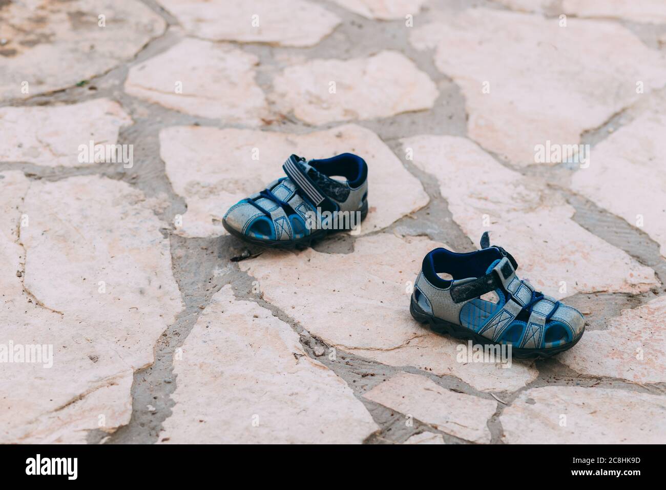 childrens walking sandals