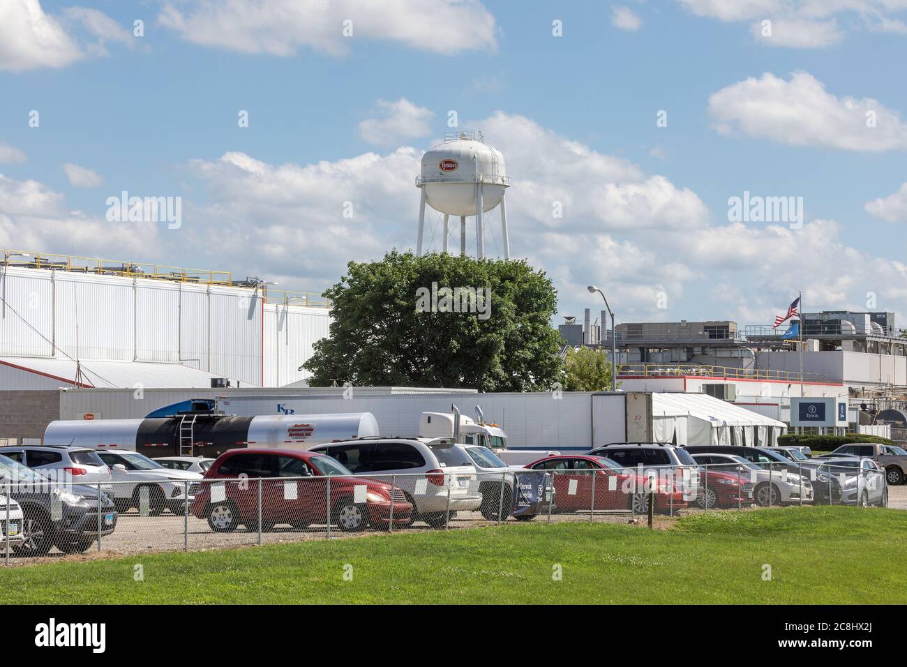 Meat processing plant usa covid 19 hires stock photography and images