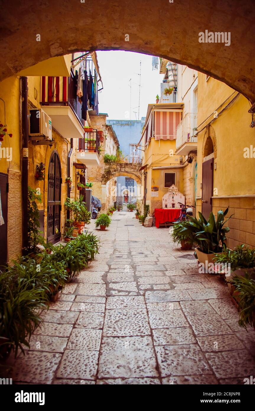 Typical internal yard in Italy Stock Photo Alamy