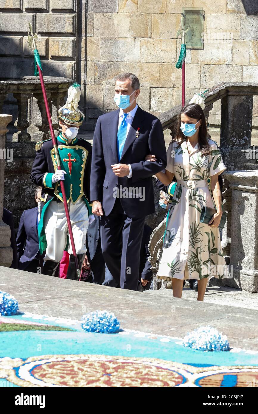 Visita de los Reyes de España en la pandemia Stock Photo - Alamy