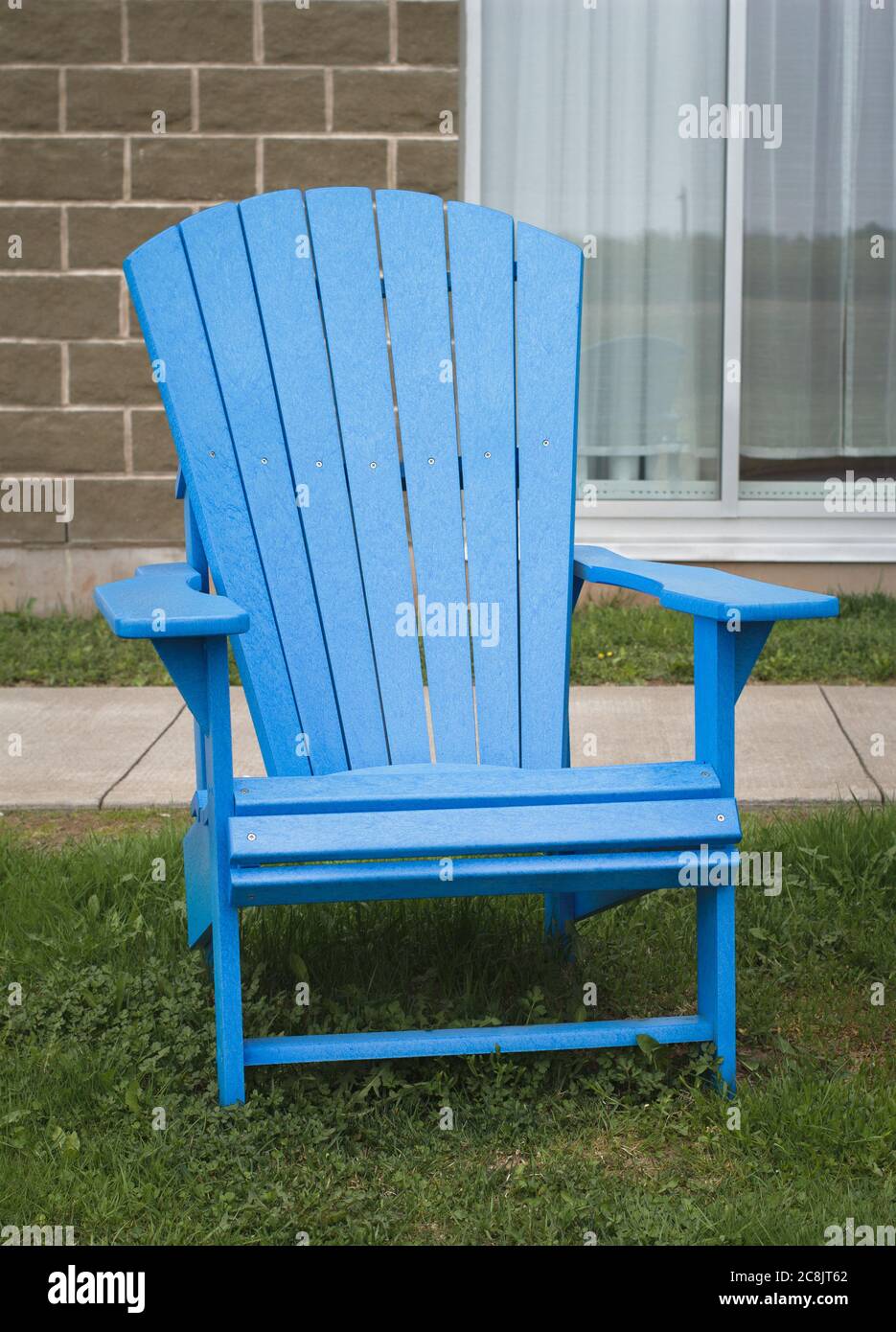 Wooden lawn chair hires stock photography and images Alamy