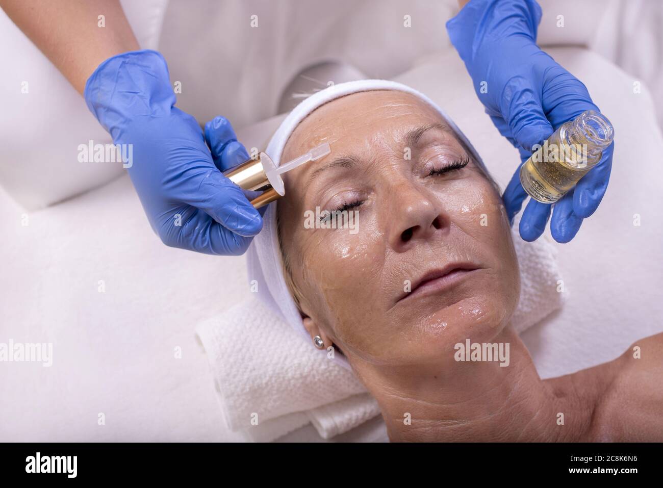 Beautiful woman face close up hi-res stock photography and images - Alamy