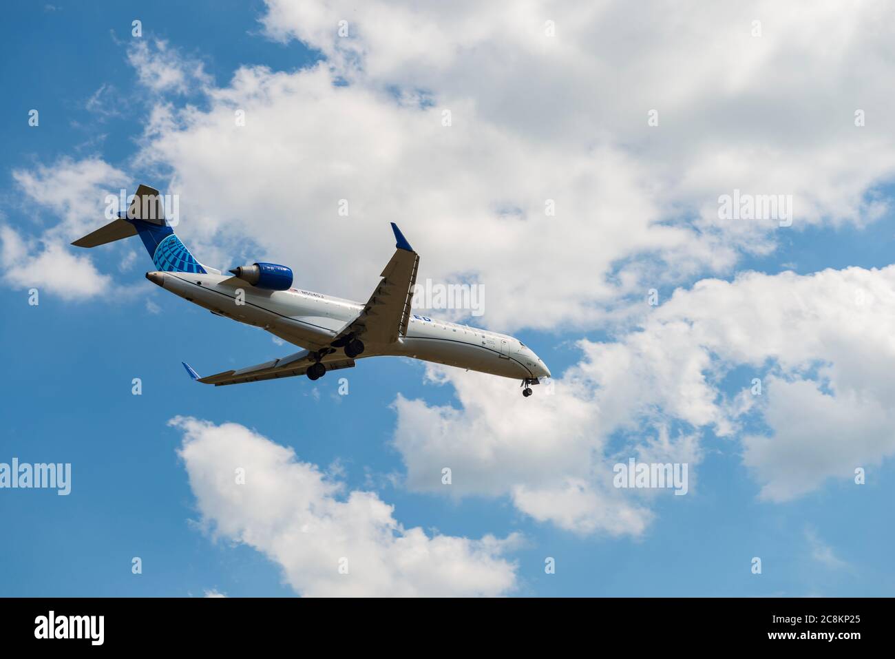 Crj 550 hires stock photography and images Alamy