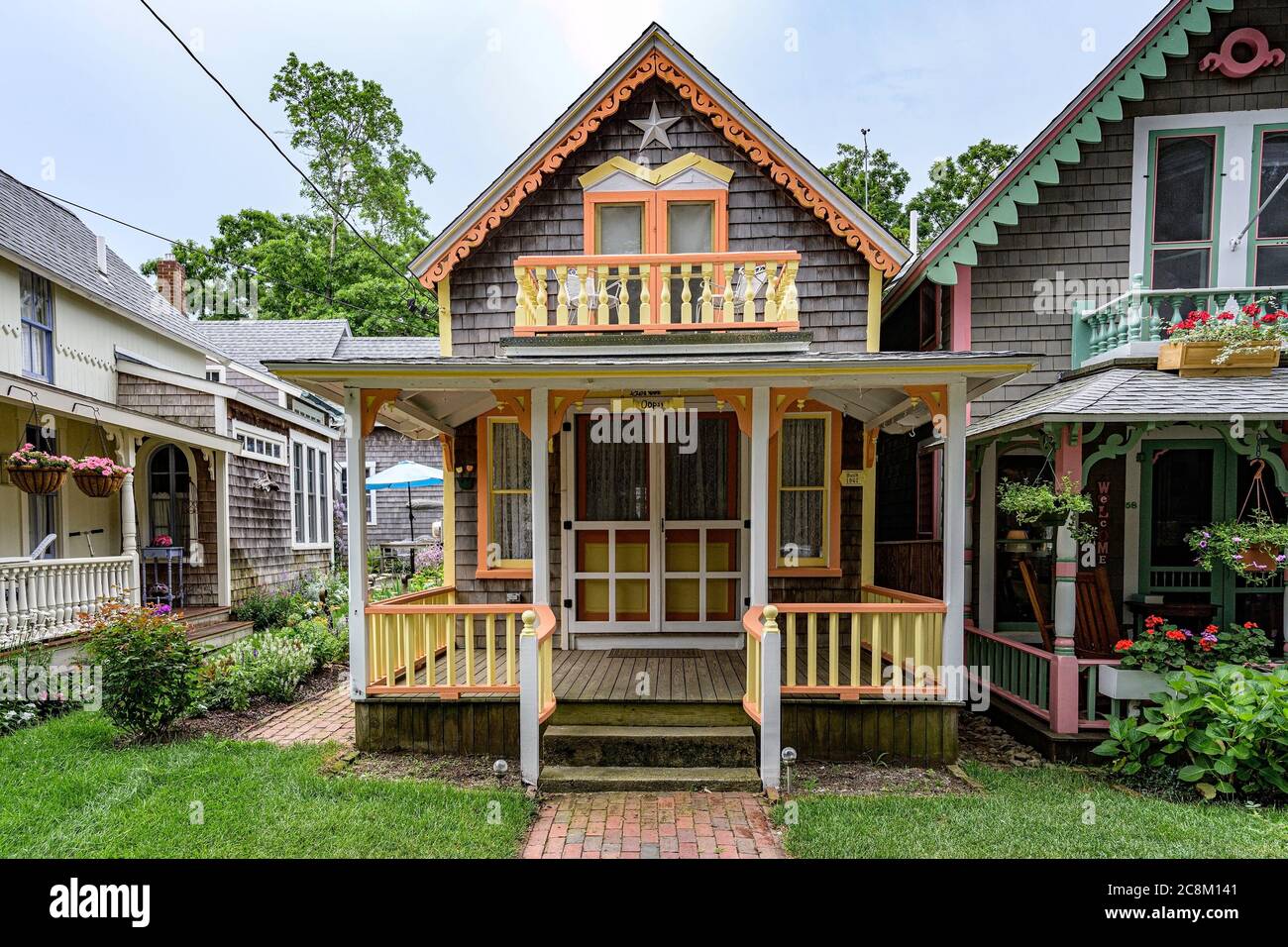 Gingerbread cottages on Martha's Vineyard Stock Photo Alamy