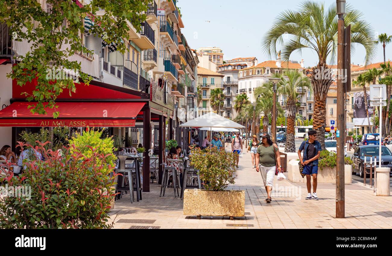 Restaurants and bars at the seafront in Cannes CITY OF CANNES, FRANCE