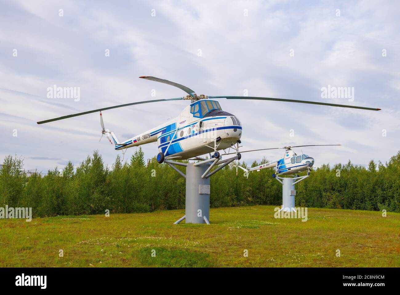 Mi 4 helicopter hi-res stock photography and images - Alamy