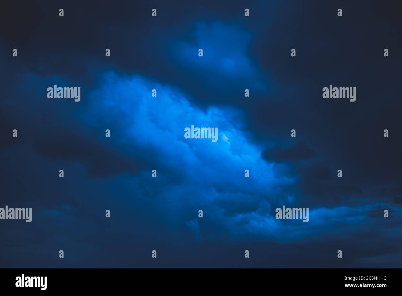 Dramatic cloudy night sky hires stock photography and images Alamy