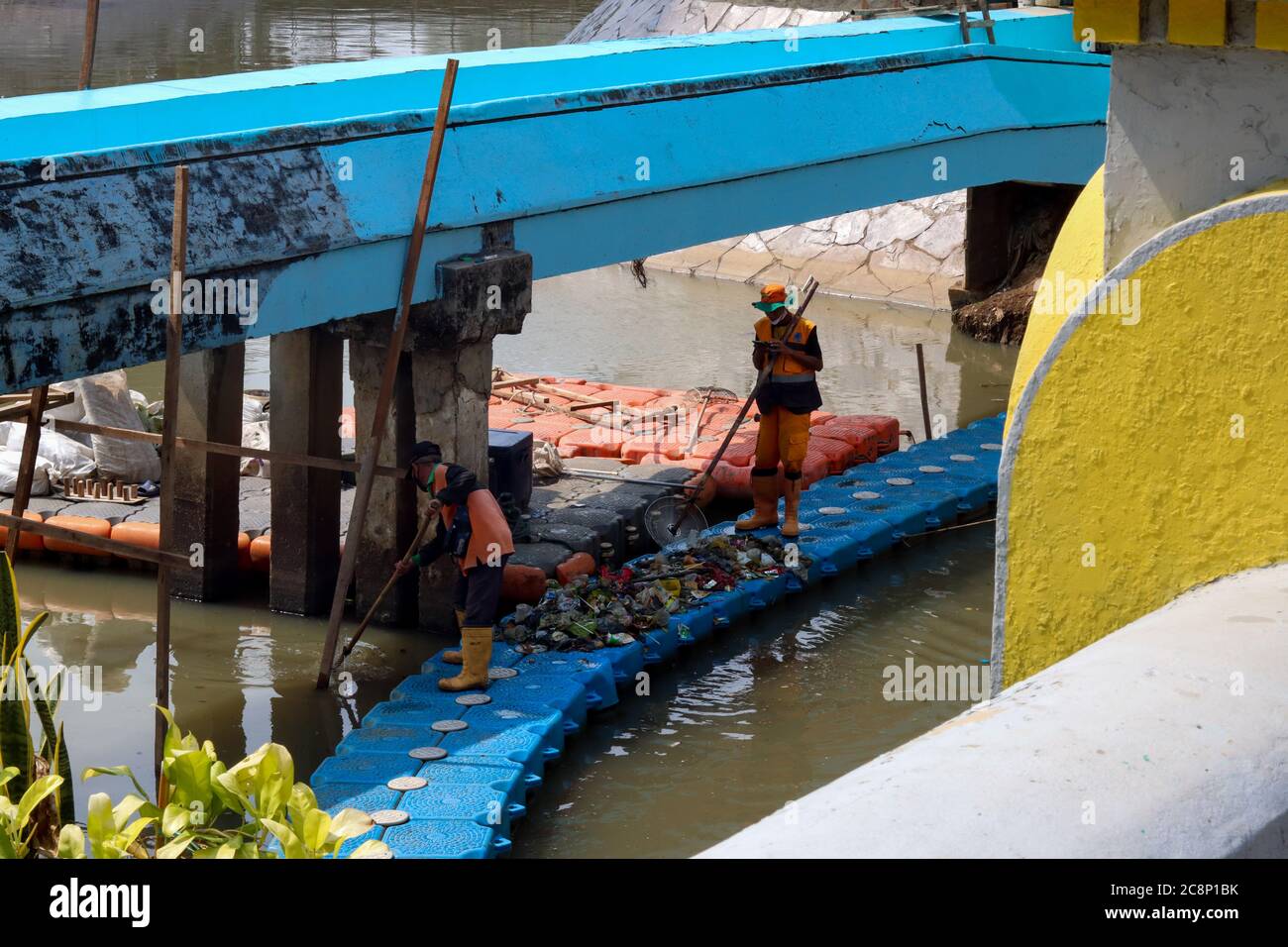 Jakarta public space hi-res stock photography and images - Alamy