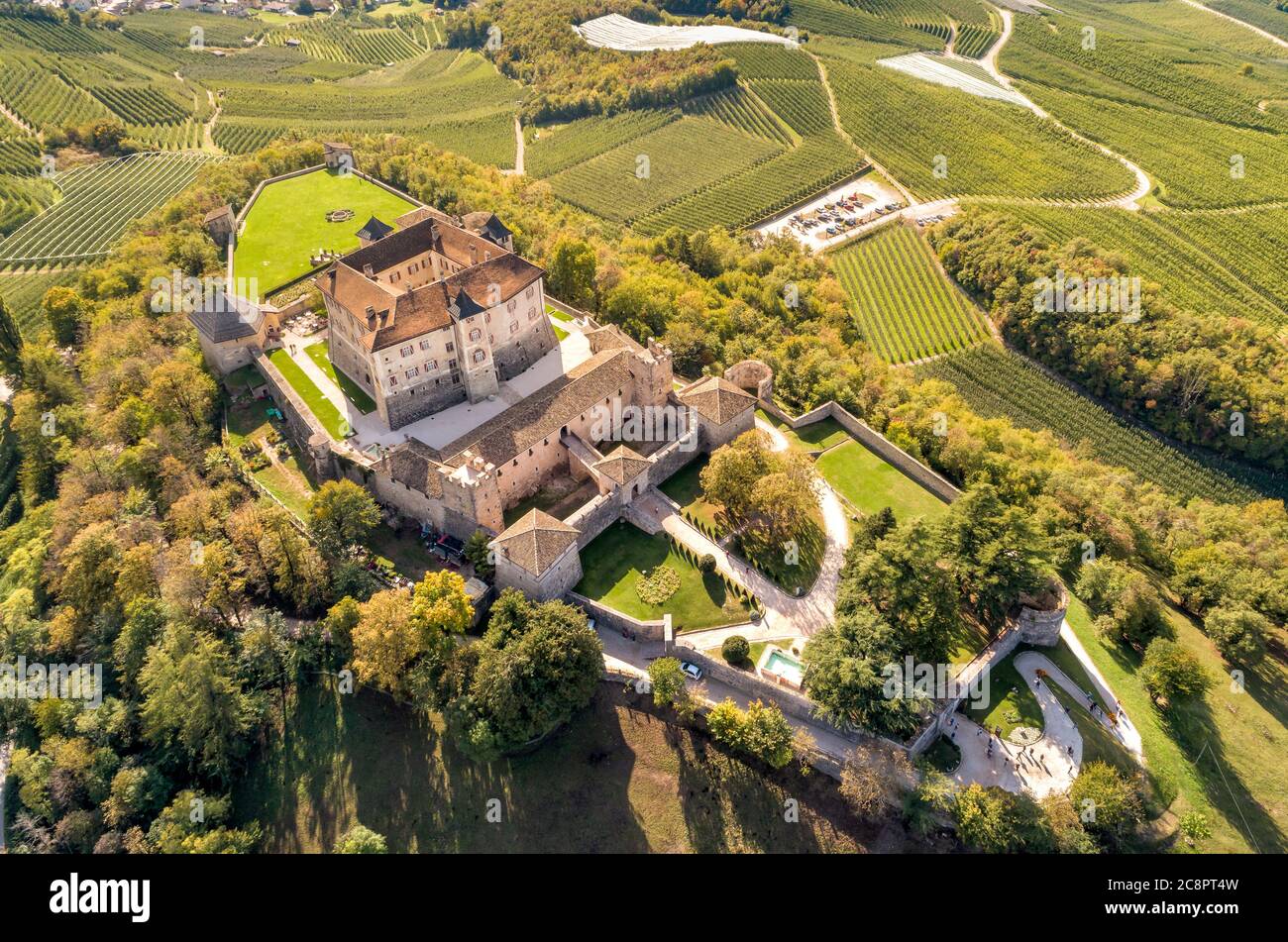 View of Castel Thun, gothic, medieval hilltop castle, Vigo di Ton, province  of Trento, Italy Stock Photo - Alamy
