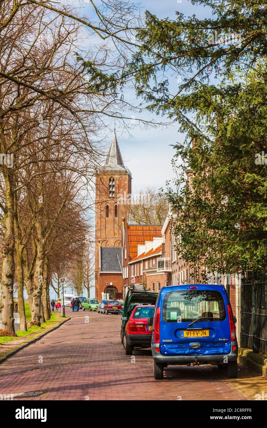 St. Nicholas Church (Grote Kerk) in Edam. The village of Edam in North Holland, The Netherlands, is famous for its cheese (Edam cheese). Stock Photo