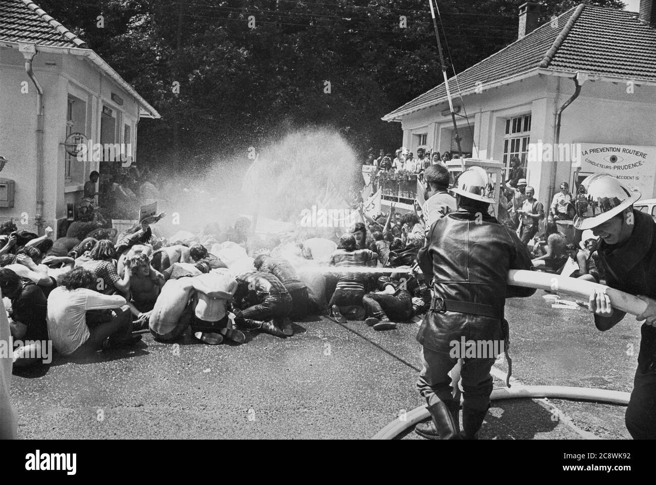 Antinuclear and pacifist international march in Alsace and Germany, summer 1977; demonstration in front of a barracks of the French army Stock Photo