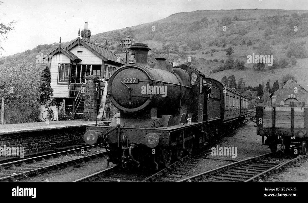 Brecon to Merthyr steam train / steam train at Talybont on Usk station