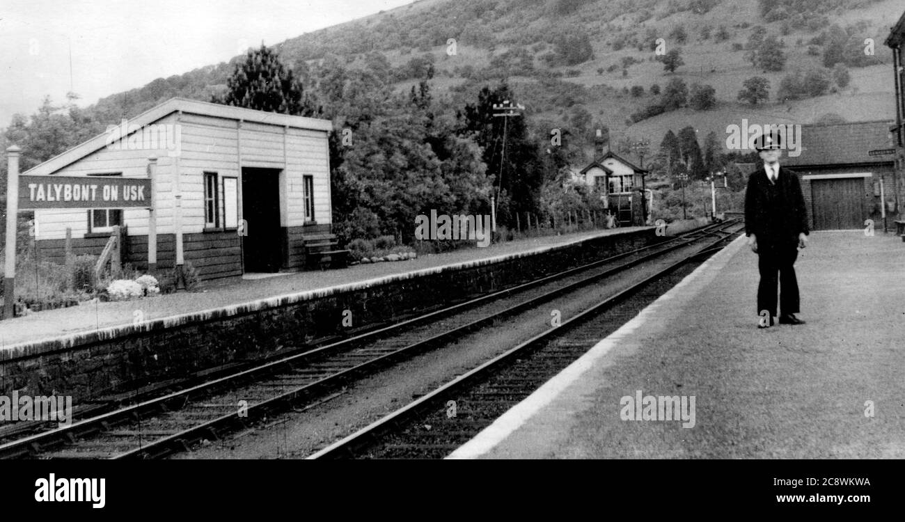 Station master on platform, Talybont on Usk station, 1953 Stock Photo