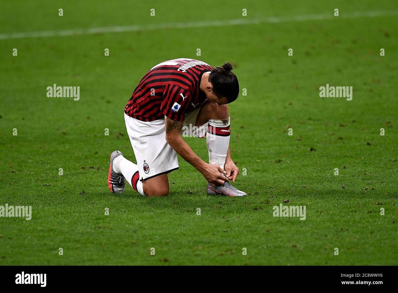 zlatan ibrahimovic shoes