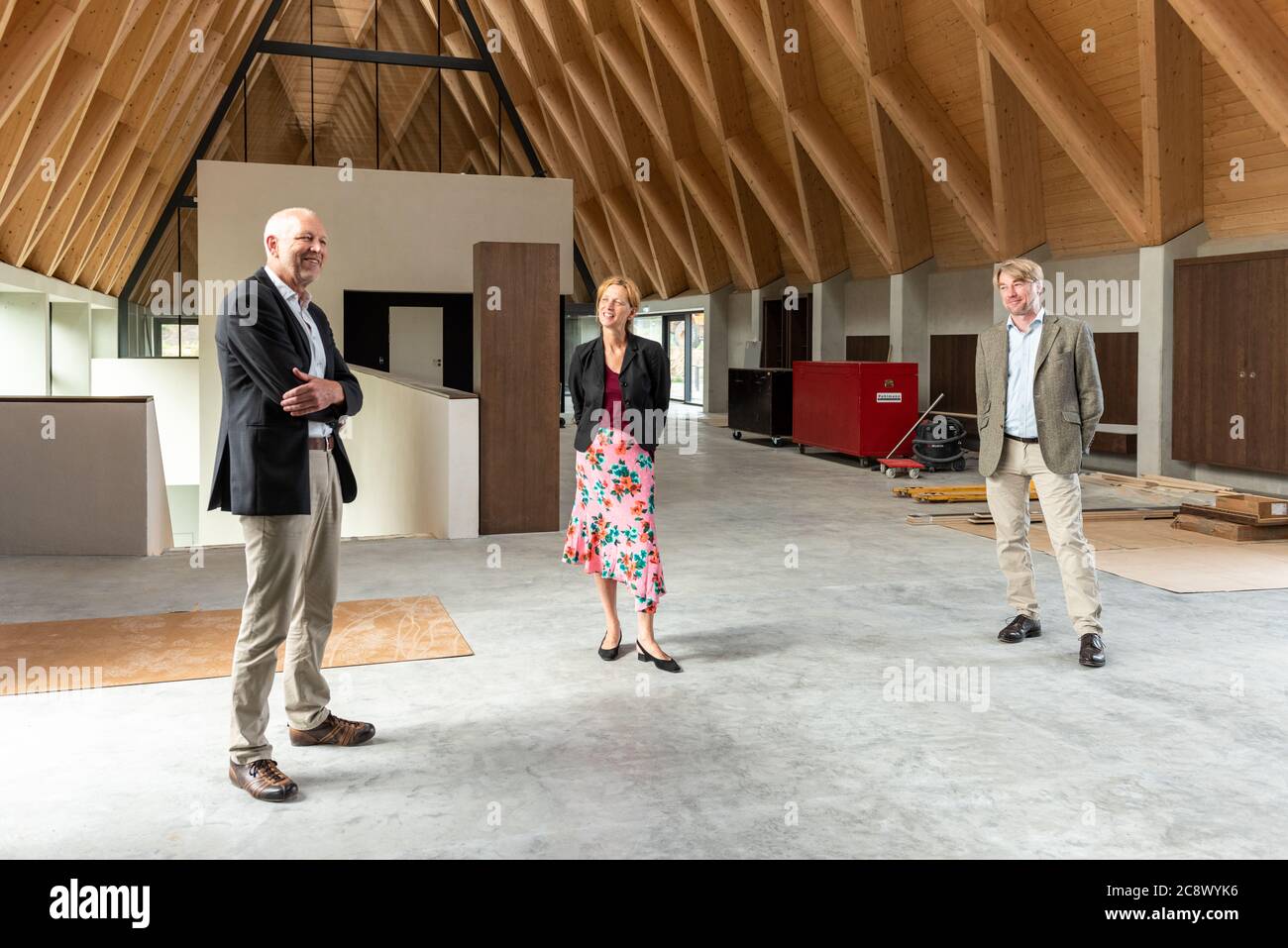 Kiel, Molfsee, 27. Juli 2020 Während ihrer Sommertour besichtigte Kulturministerin Karin Prien heute den Neubau des Eingangs- und Ausstellungsbereichs Stock Photo