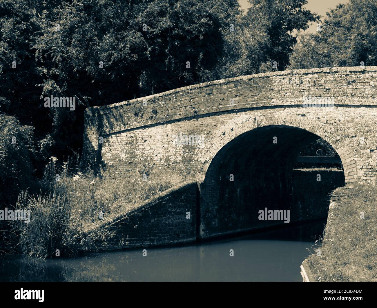 Black and White Timeless Landscape, Kintbury, Kennet and Avon Canal, Berkshire, England, UK, GB. Stock Photo