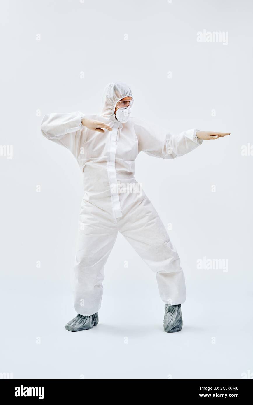 Full ppe suit hi-res stock photography and images - Alamy