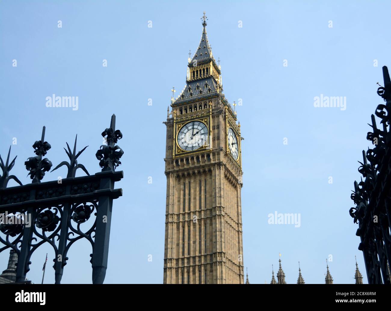 Big Ben is the nickname of the largest bell in the clock tower of the Palace of Westminster in