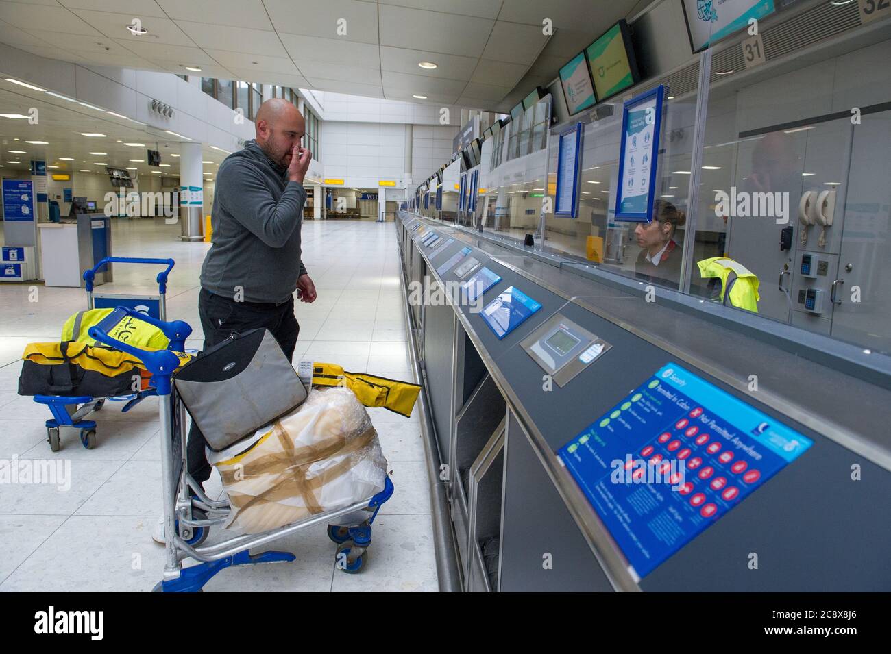 Quarantine traavel covid19 restrictions hires stock photography and