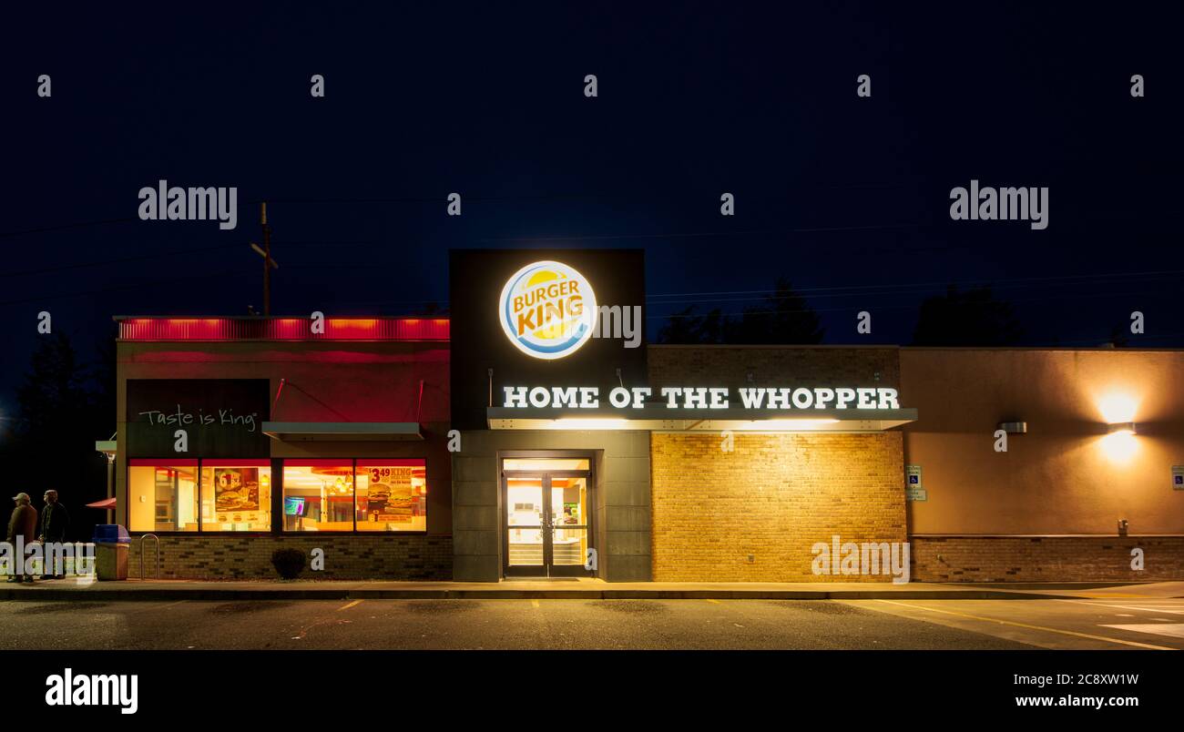 Burger King restaurant in Oregon, nighttime photo.  Stock Photo