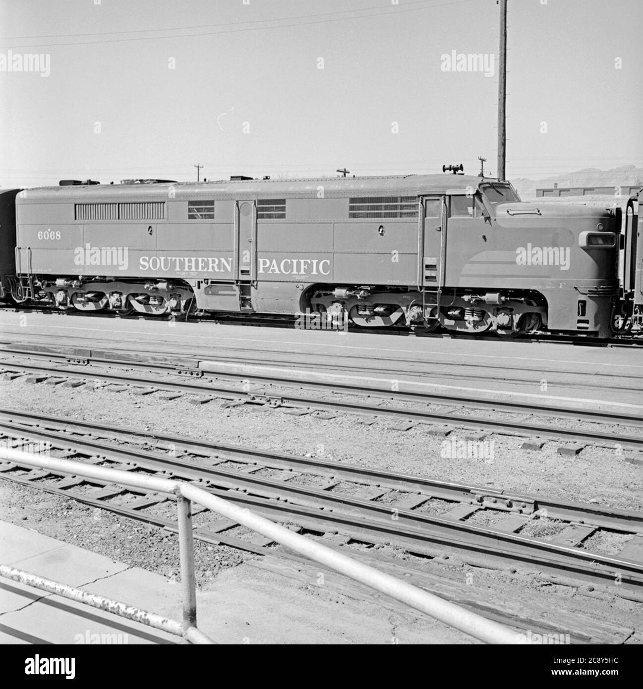 Southern pacific locomotive Black and White Stock Photos & Images - Alamy