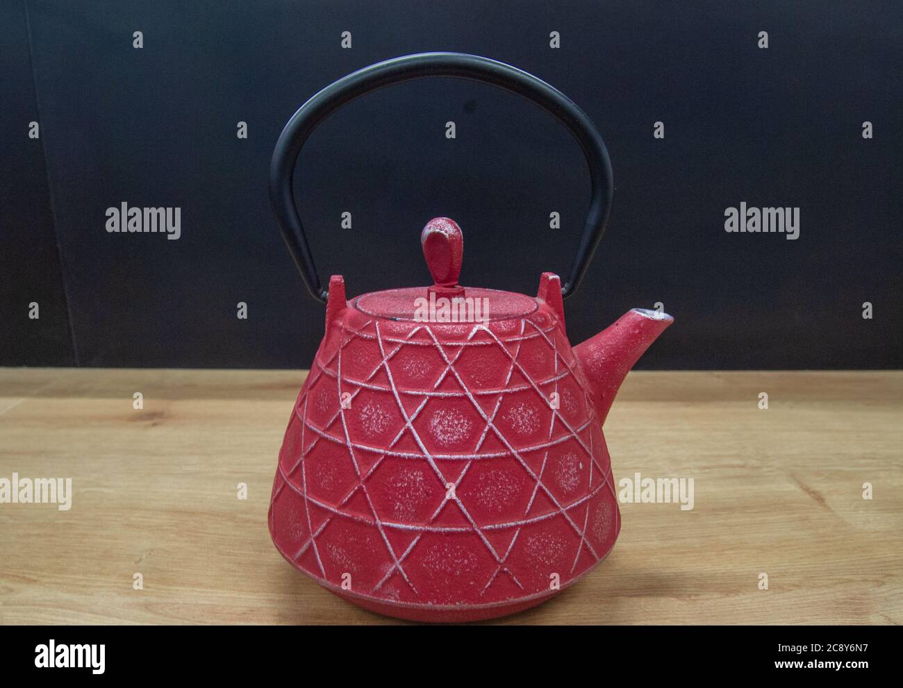 Japanese style teapot hires stock photography and images Alamy