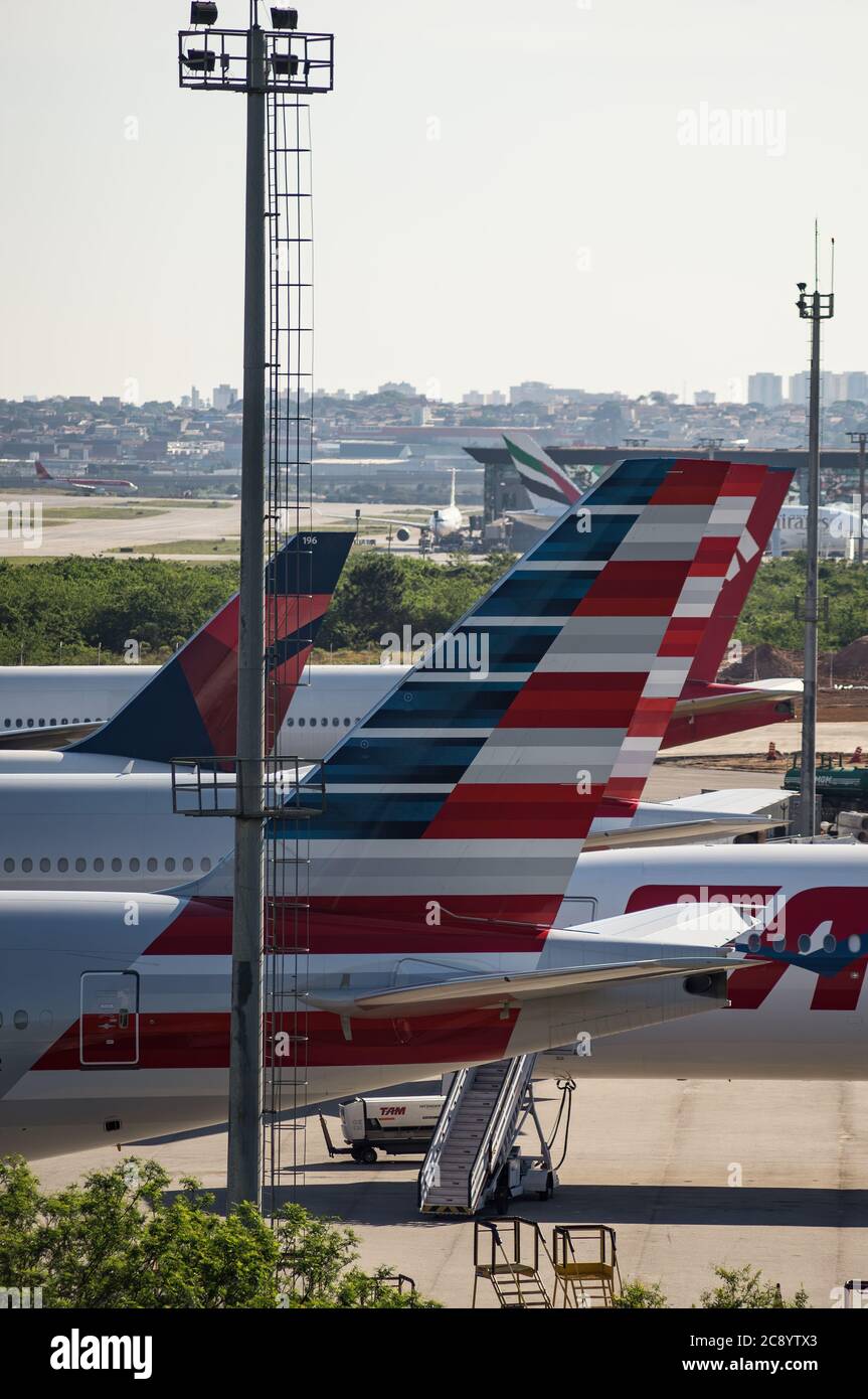 Vertical stabilizer hires stock photography and images Alamy