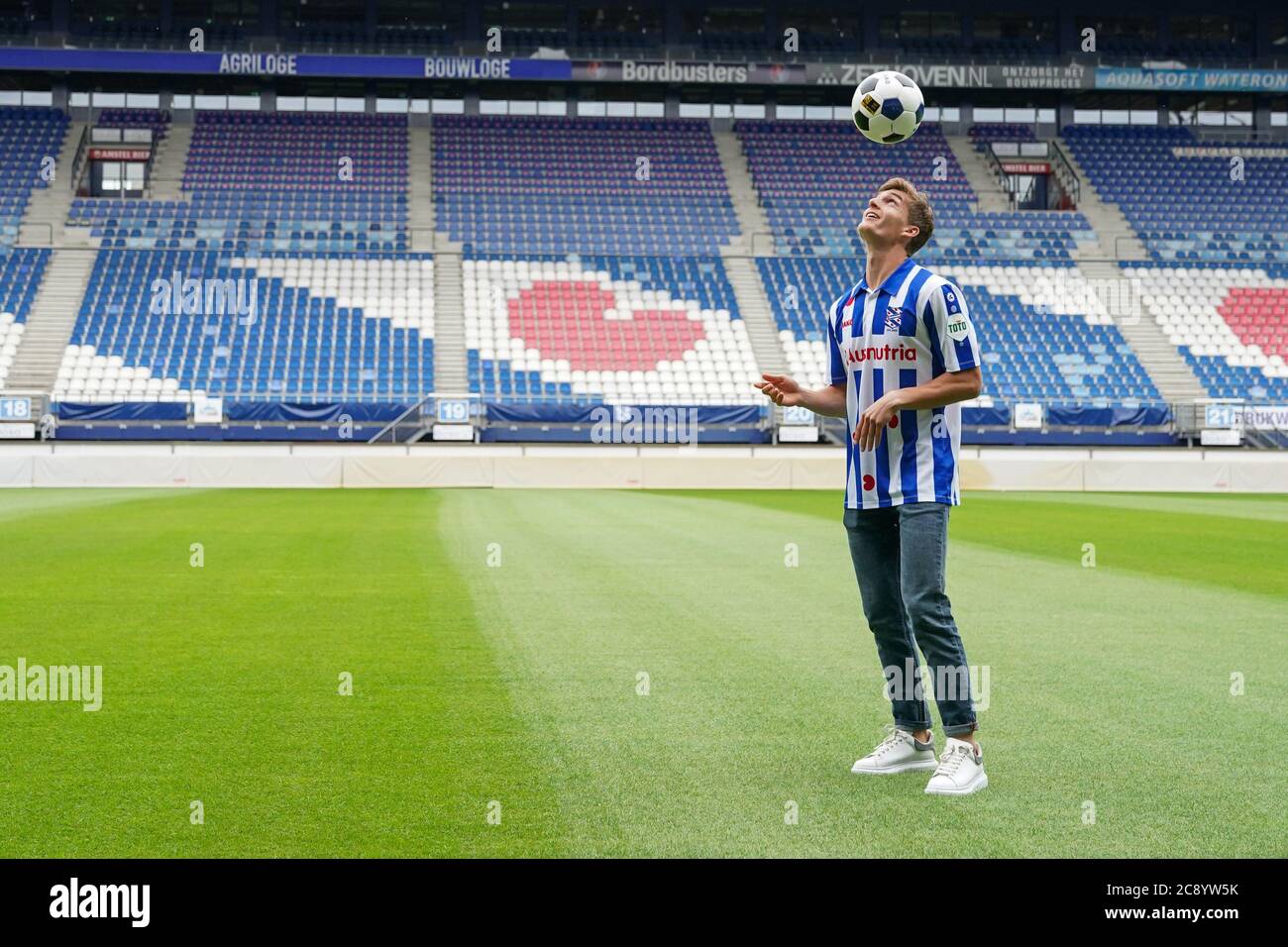 Heerenveen Netherlands July 27 L R Siebe Dewaele Of Sc Heerenveen Seen After His Presentation As New Player Of Sc Heerenveen On July 27 2020 I Stock Photo Alamy