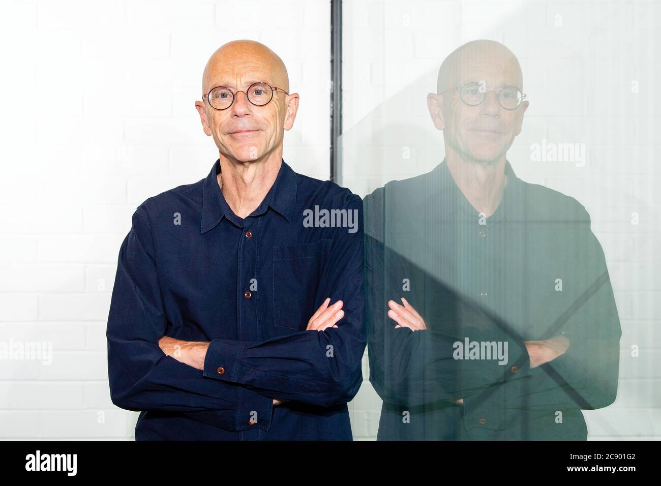 Peter cameron writer hi-res stock photography and images - Alamy